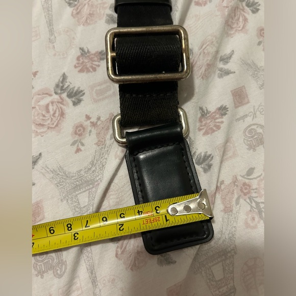 Louis Vuitton crossbody strap - Picture 2 of 5